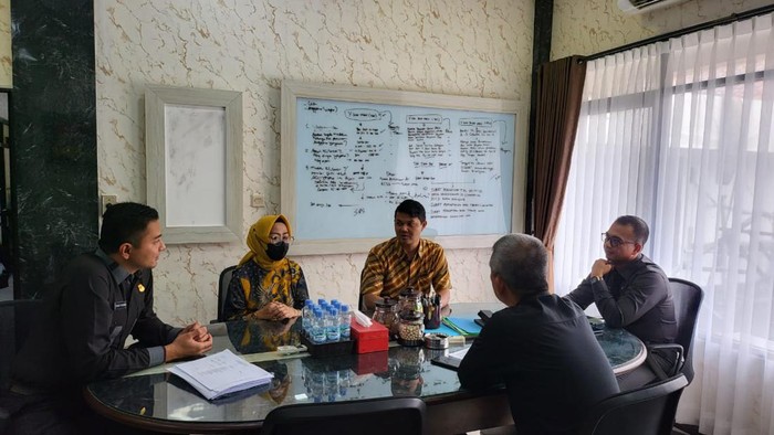 Siswa Sespimen Polri saat belajar pengamanan pemilu di Bandung