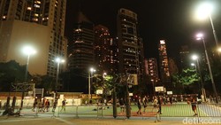 Victoria Park, Makin Malam Justru Makin Ramai