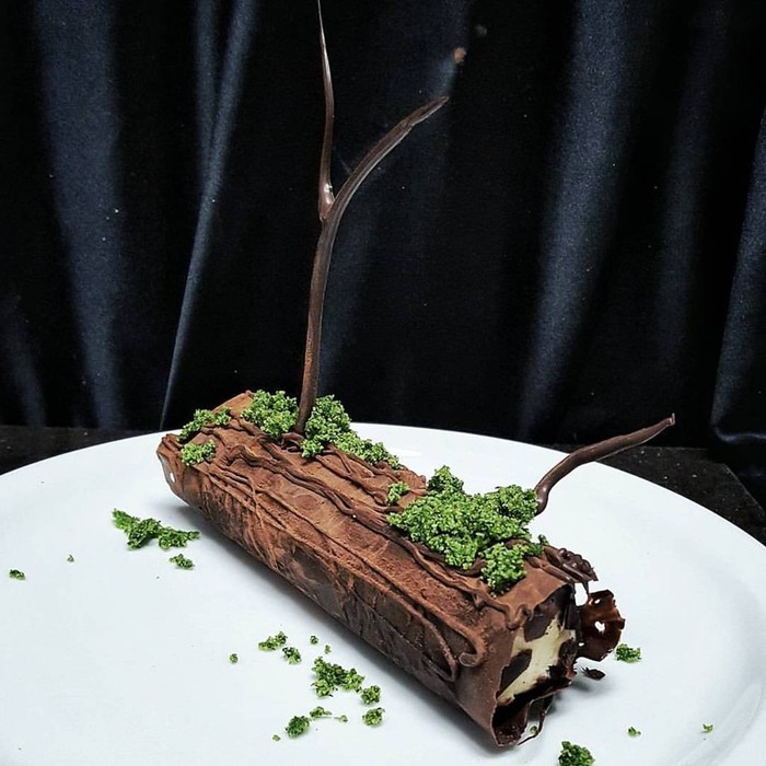 Yummy! 10 Dessert Unik Bentuk Cacing dan Puntung Rokok Ini Bisa Dimakan