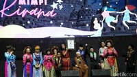 Drama musikal ini mendapatkan rekor MURI Indonesia. Rekornya adalah drama musikal menggunakan  busana asal daerah terbanyak yang menampilkan 38 tarian tradisional dari 38 provinsi Indonesia yang dilakukan oleh 38 penari perempuan dengan 38 pakaian adat.