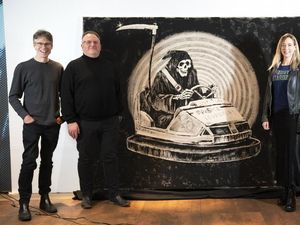 Lukisan Unik Karya Seniman Misterius Banksy Terjual Mahal