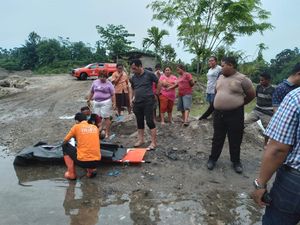 Mayat Wanita Tanpa Celana-Kepala Terluka Ditemukan di Sungai Deli Serdang