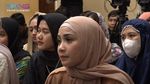 7 Potret Anggunnya Nagita Slavina Berhijab
