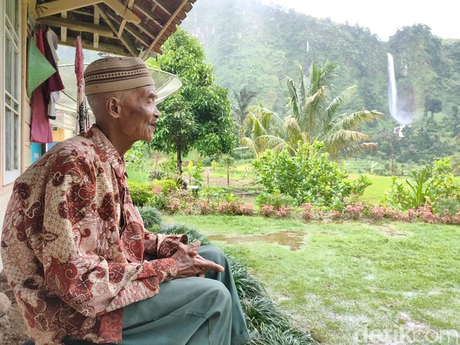 Rumah Berpemandangan Surga di Cianjur