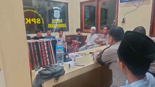 Polsek Gunungsari menangkap empat remaja yang akan meledakkan petasan skala besar jenis meriam kaleng.