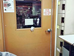 Kumpulan Prank April Mop yang Bikin Ngakak