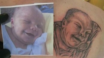 Minta ditato wajah anaknya, tapi... Foto: Reddit