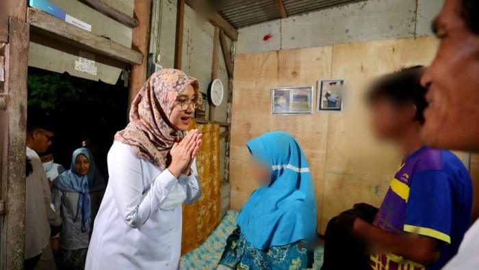 Bupati Ipuk keliling mengunjungi anak putus sekolah