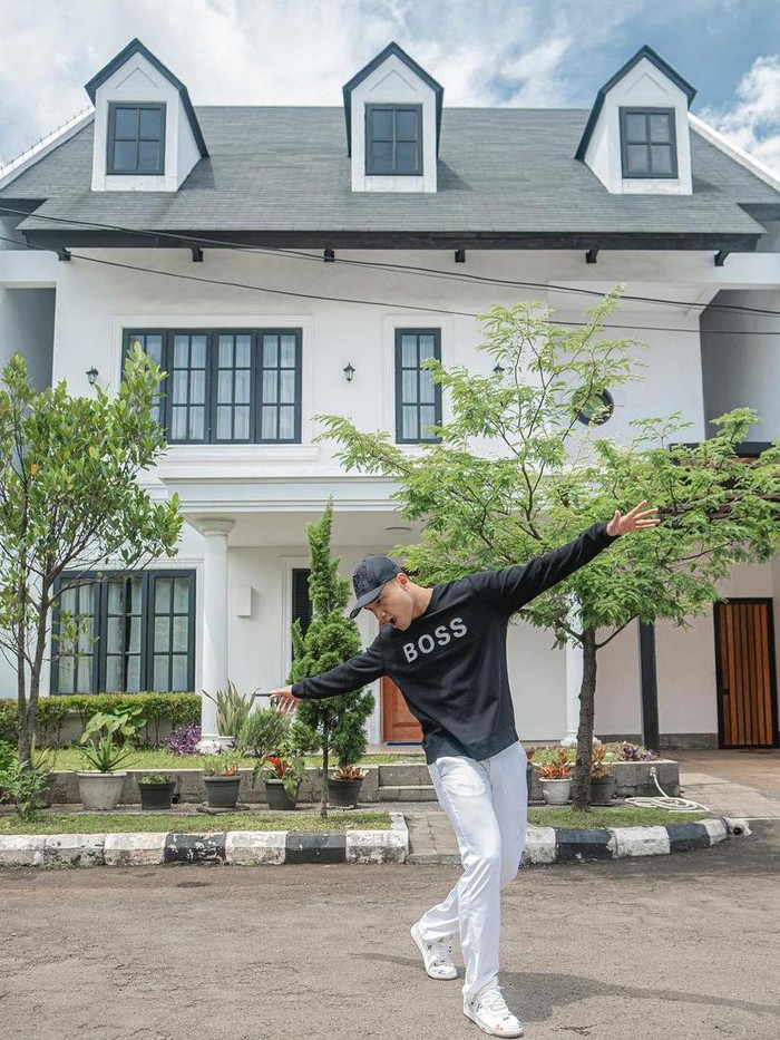 Rumah baru Fadly Faisal.