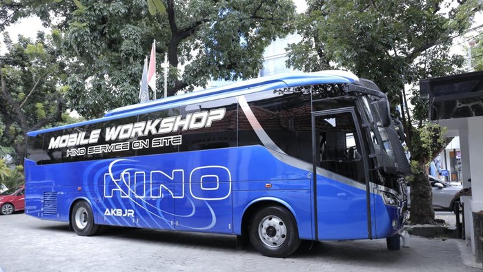 Hino Bus Mobile Workshop