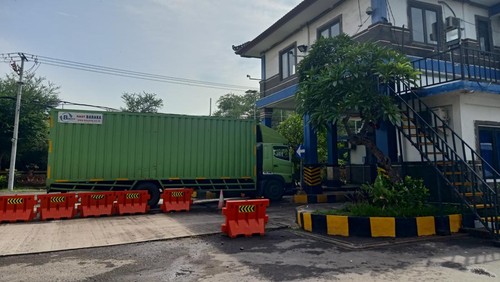 Kantor unit penimbangan kendaraan bermotor (UPPKB) Cekik yang berlokasi di Kelurahan Gilimanuk, Kecamatan Melaya, Kabupaten Jembrana, Minggu (2/4/2023).