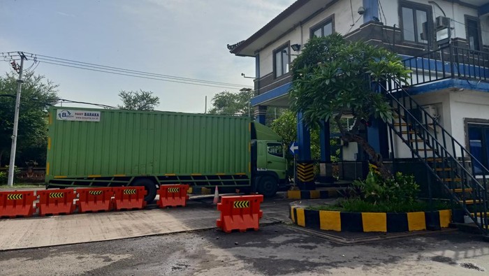 Jelang Arus Mudik di Jembrana Kantor unit penimbangan kendaraan bermotor (UPPKB) Cekik yang berlokasi di Kelurahan Gilimanuk, Kecamatan Melaya, Kabupaten Jembrana, Minggu (2/4/2023).