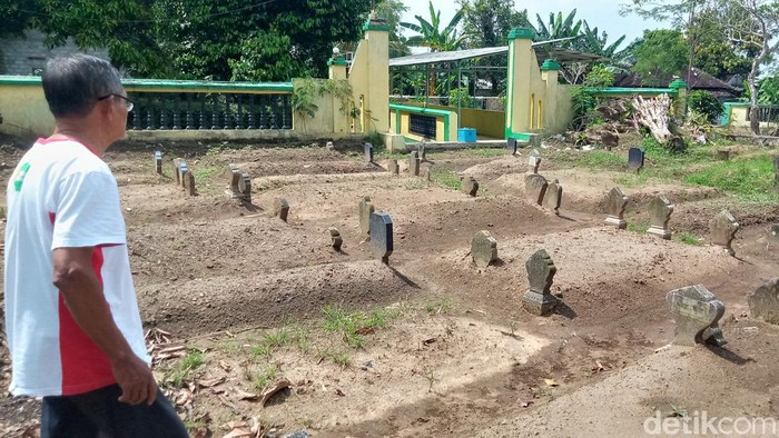Kompleks pemakaman umum Kiai Jimus di Dusun Kahuman, Desa Jimus, Kecamatan Polanharjo, Klaten. Foto diunggah Minggu (2/4/2023).