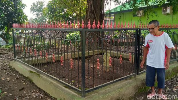 Kompleks pemakaman umum Kiai Jimus di Dusun Kahuman, Desa Jimus, Kecamatan Polanharjo, Klaten. Foto diunggah Minggu (2/4/2023).