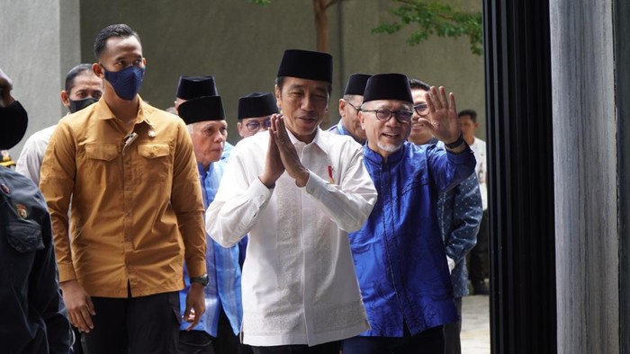 Presiden Jokowi menghadiri acara Silaturahmi Ramadan bersama para Ketum partai politik di markas PAN.
