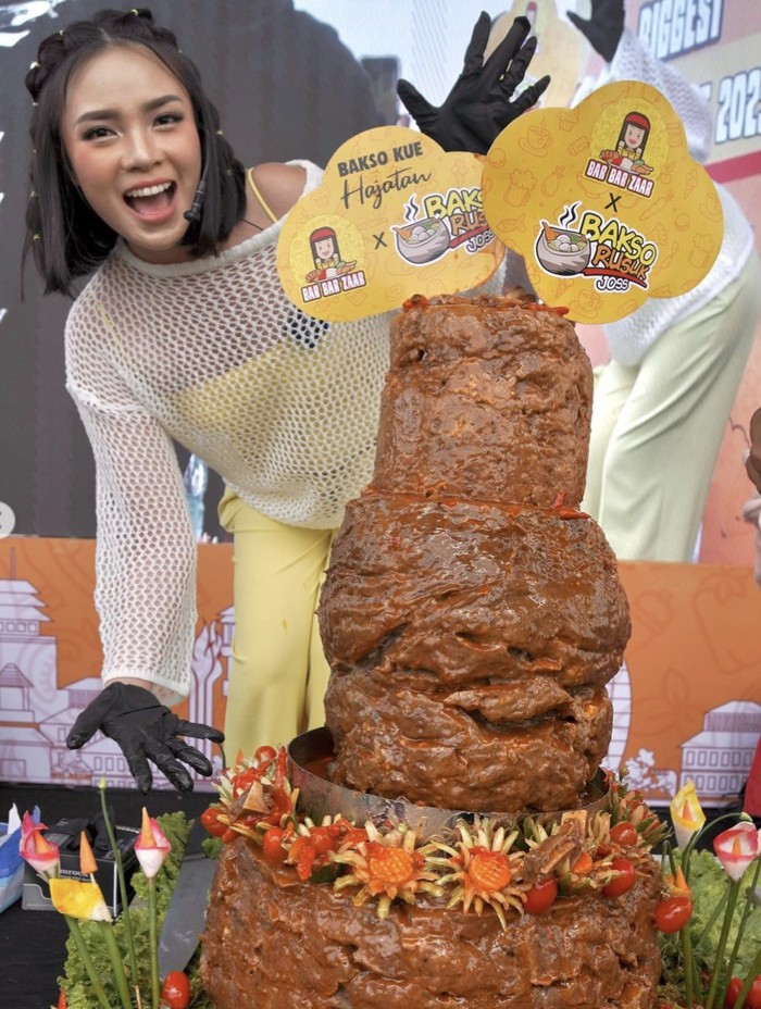 Magdalena, Food Vlogger yang Hobi Cicip Makanan UMKM Indonesia
