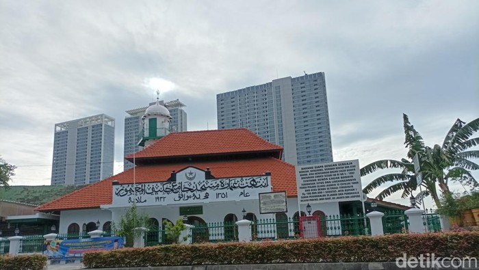 Masjid Jami Al-Mamur/Raden Saleh