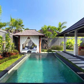 Penawaran paket honeymoon dari Agata Villas.