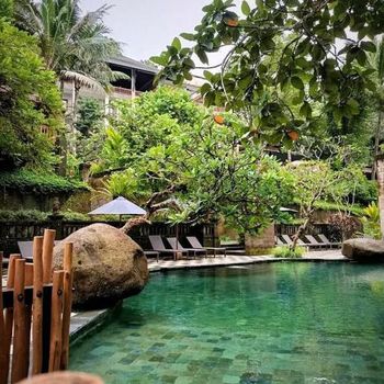 Penawaran paket honeymoon dari The Lokha Ubud Resort Villas & SPA.