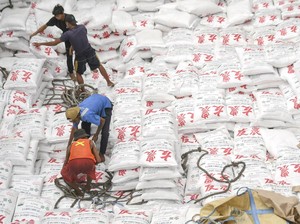 Benarkah Harga-harga Beras cs Turun Seperti Kata Jokowi? Ini Faktanya