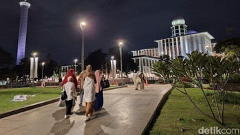 Serukan Ramadan di Masjid Istiqlal. Foto: Adi Fida Rahman/detikINET  