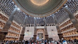 Menangkap Momen Seru Ramadan di Masjid Istiqlal Pakai Kamera Galaxy A54 5G