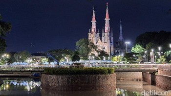 Kita juga dapat mengabadikan keindahan Gereja Katedral. Foto: Adi Fida Rahman/detikINET