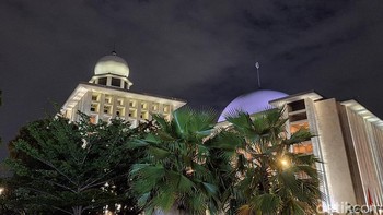 Foto Istiqlal bisa jadi stok untuk  nanti digunakan saat membuat kartu ucapan lebaran.  Foto: Adi Fida Rahman/detikINET