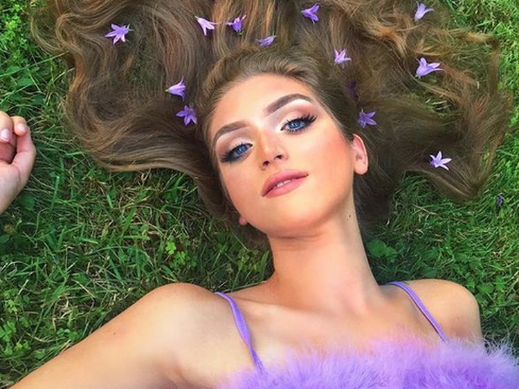8 Foto Influencer Transgender Disebut Penipu, Sembunyikan Gender Saat Kencan