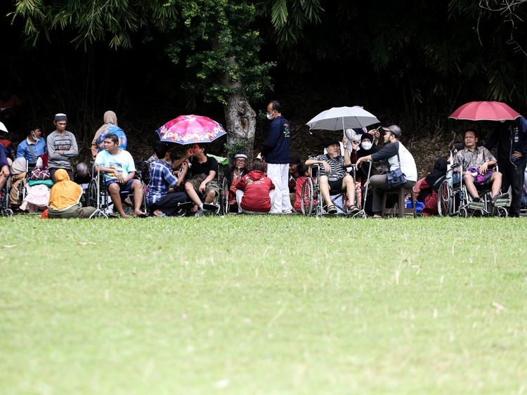 Viral Pengobatan Tradisional Ida Dayak, Begini Potret Antreannya di Depok