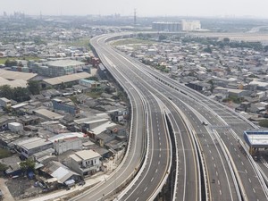 Tol Cibitung-Cilincing Bakal Jadi Koridor Logistik, Aturannya Masih Dinanti