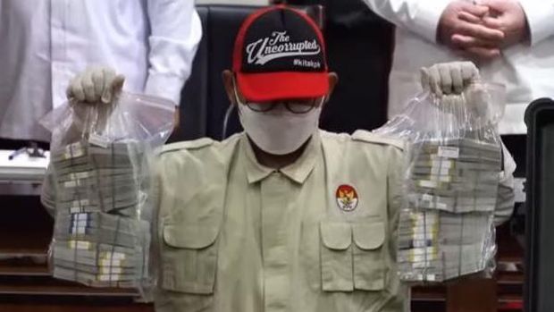 Barang sitaan terkait kasus Rafael Alun (dok. YouTube KPK)