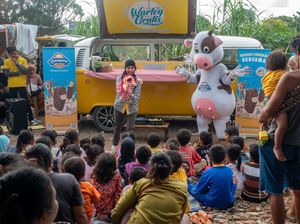 Berbagi Bersama Warteg Gratis di Bulan Ramadan