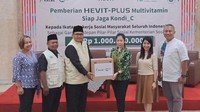 Langkah konkret PT Hexpharm Jaya untuk mewujudkan masyarakat sehat adalah dengan cara memberikan donasi untuk Ikatan Pekerja Sosial Masyarakat (IPSM), Asosiasi Relawan Perguruan Tinggi Anti Penyalahgunaan Narkoba (Artipena), dan Masjid Istiqlal, Senin (3/4/2023).