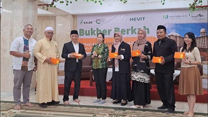 Berbagi untuk Sesama di Bulan Penuh Berkah Berbagi untuk Sesama di Bulan Penuh Berkah