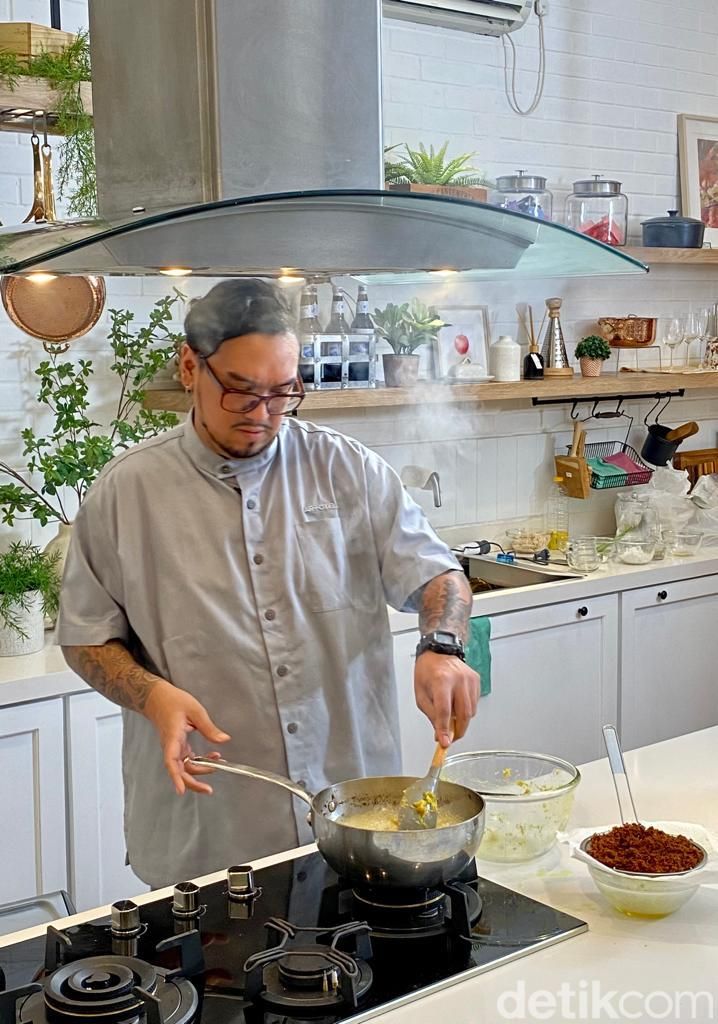 Cerita Chef Rendi 'ARTOTEL' yang Pilih Berkarir di Dapur Hotel Lifestyle
