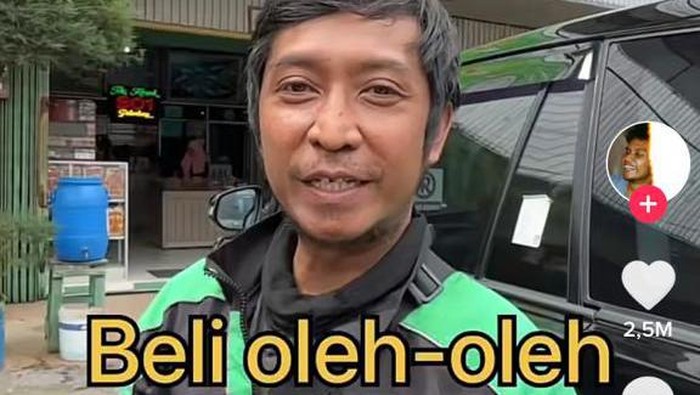 Driver Ojol Ini Dibayar Rp 2 Juta Untuk Belikan Pempek Langsung di Palembang