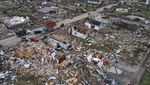 Foto Udara Dampak Tornado di Indiana AS