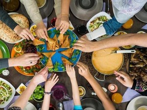 5 Tips War Buka Puasa Bersama agar Tetap Nyaman di Restoran
