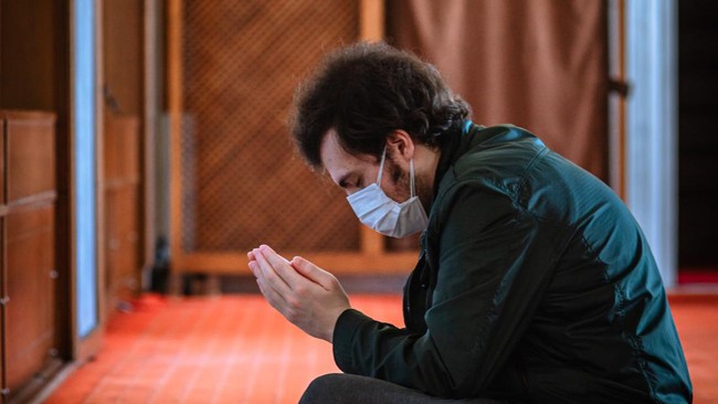 Bacaan Sholawat Busyro, Sejarah dan Keutamaannya Bacaan Sholawat Busyro, Sejarah dan Keutamaannya