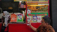 Selain itu juga dapat mampu meningkatkan customer experience, meminimalisir ketergantungan dan risiko terhadap nilai tukar asing melalui currency settlement.