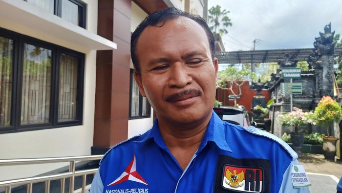 Ketua Dewan Pimpinan Cabang (DPC) Partai Demokrat Jembrana Wayan Wardana, Senin (3/4/2023).