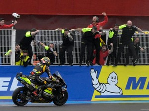 Jadi Juara di MotoGP Argentina, Bezzecchi Terima Kasih Banget ke Rossi