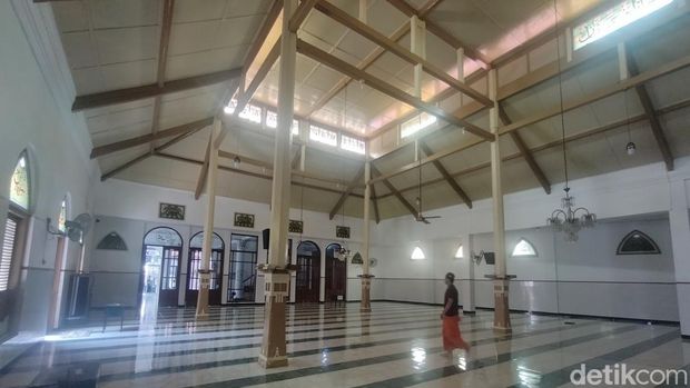 Masjid Jami Peneleh Surabaya