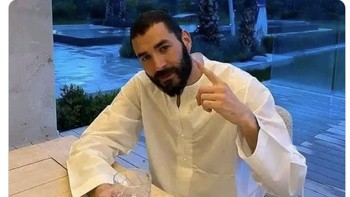 Sebagai seorang muslim, ia tetap menjalankan ibadan puasa. Foto: Twitter