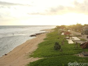 Viral Pengunjung Pantai Sayang Heulang Diduga Jadi Korban Pungli