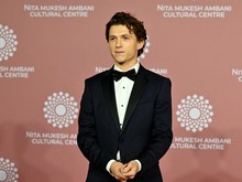 Tom Holland Tanggapi Rumor Ikutan Casting Waralaba James Bond