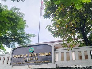 Dulu Bacok Siswa SD, Kini Jadi Pesakitan