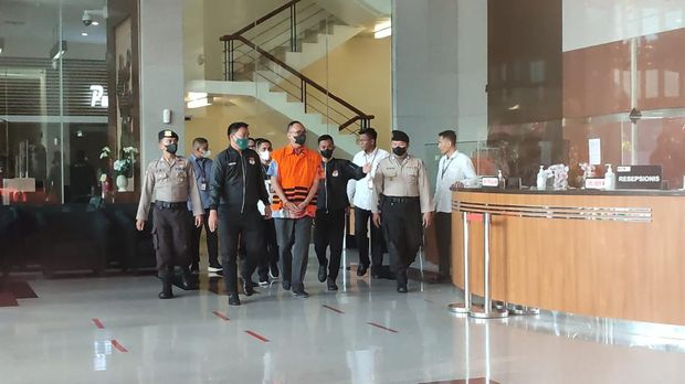 Rafael Alun ditahan KPK (Wilda-detikcom)