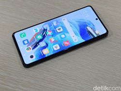 Unboxing Redmi Note 12 Pro 5G, HP Xiaomi Rp 4 Jutaan Spek Oke Punya